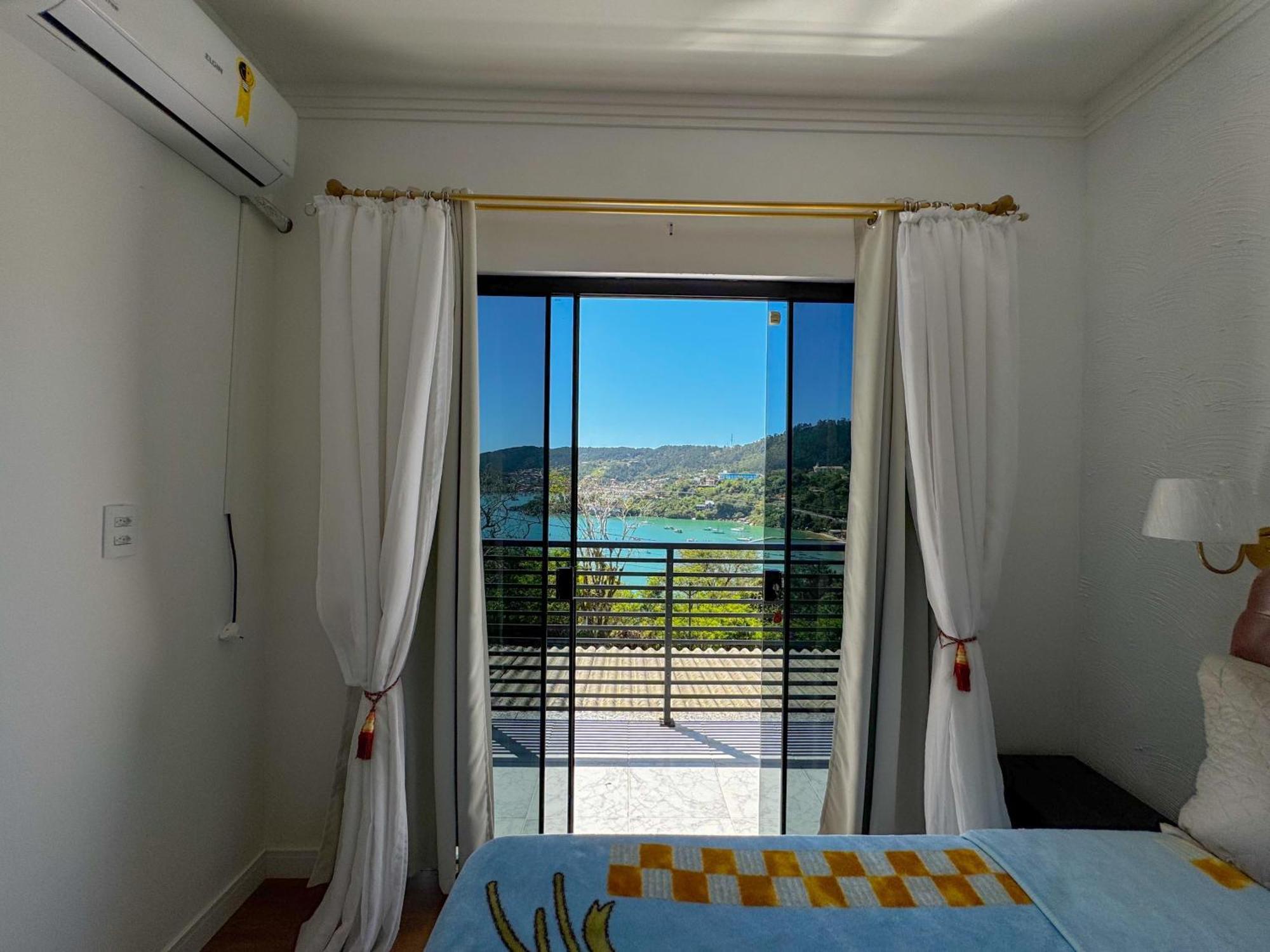 Casa Com Vista Para O Mar Em Governador Celso Ramos Exterior foto