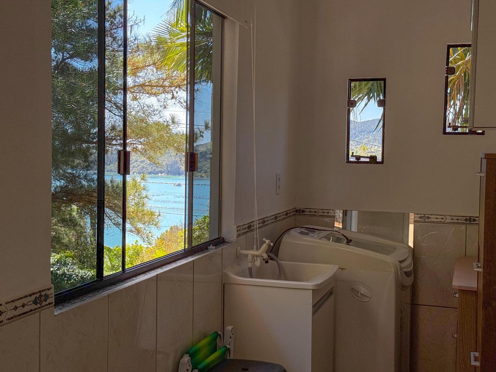 Casa Com Vista Para O Mar Em Governador Celso Ramos Exterior foto